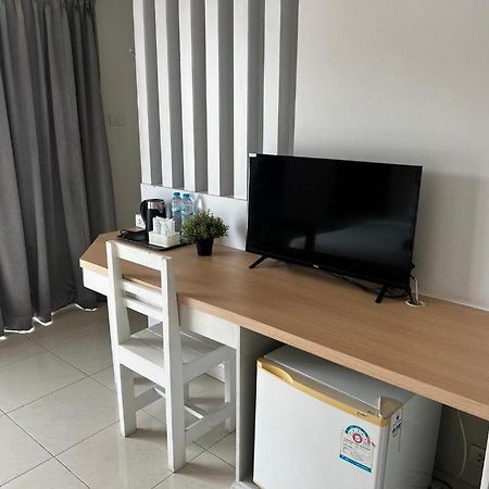 Nana Chat Bangsaen Hotel Si Racha Eksteriør billede