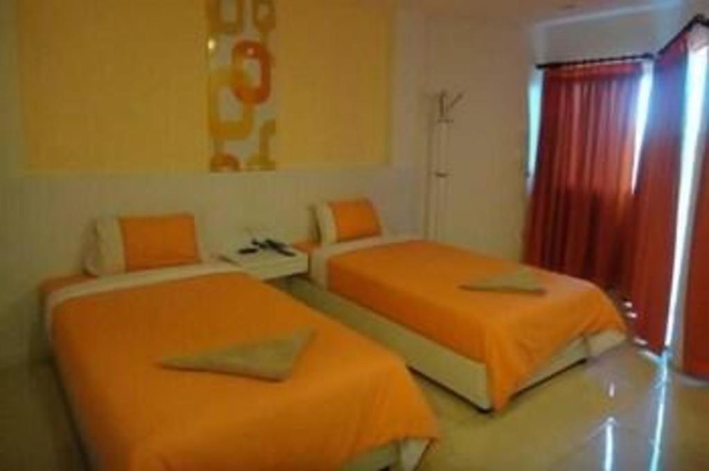 Nana Chat Bangsaen Hotel Si Racha Eksteriør billede