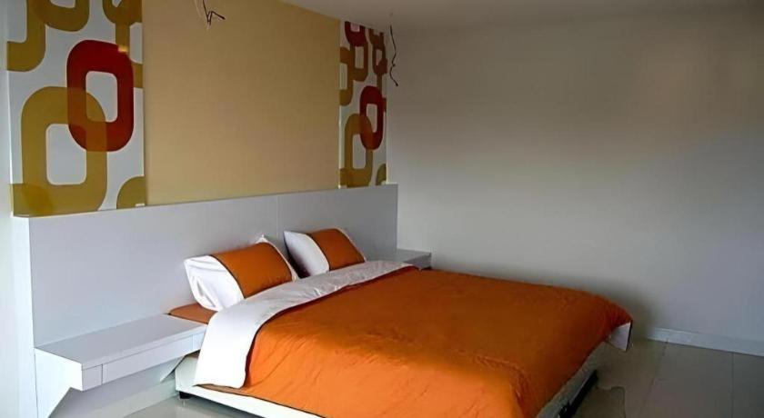 Nana Chat Bangsaen Hotel Si Racha Eksteriør billede